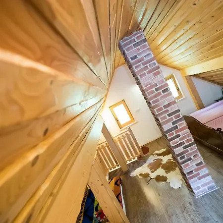 Voje Počitniška hiša *