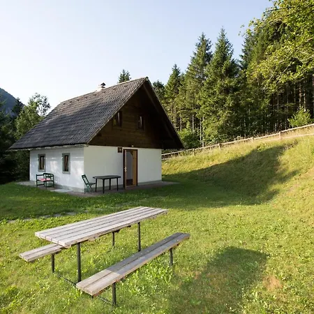 Voje Počitniška hiša *